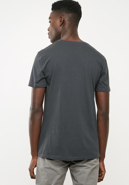 Superbalist - Printed crew neck tee - charcoal