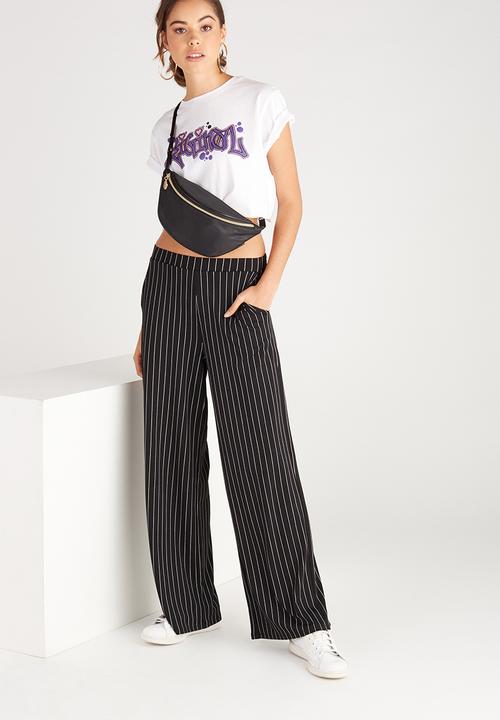 Supré  - Printed super crop tee - white