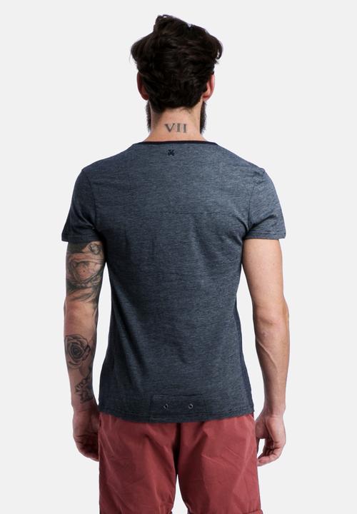 St Goliath - Tee – Siege III S/S