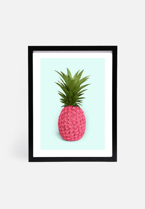Paul Fuentes - Pineapple roses