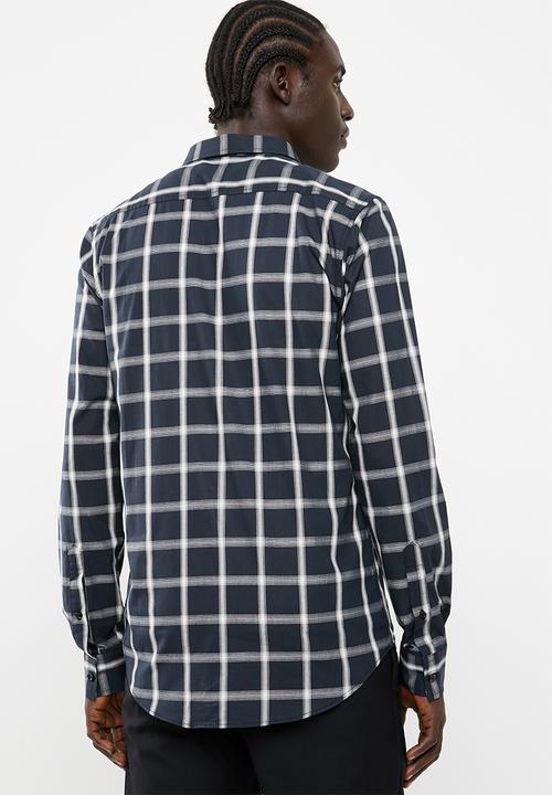 Superbalist - Concealed button stand poplin shirt - black 