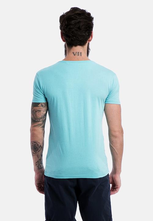 Silent Theory - Basic Slim Neck Crew 
