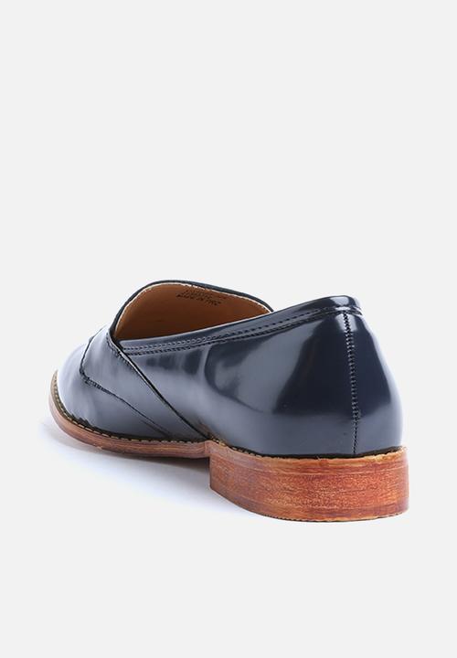 dailyfriday - Cardiff  - navy