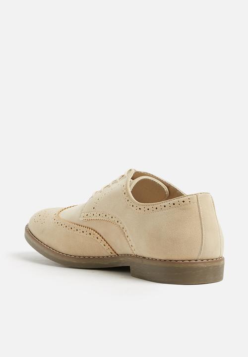 Superbalist - classic brogue - beige 
