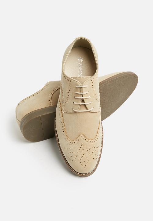 Superbalist - classic brogue - beige 