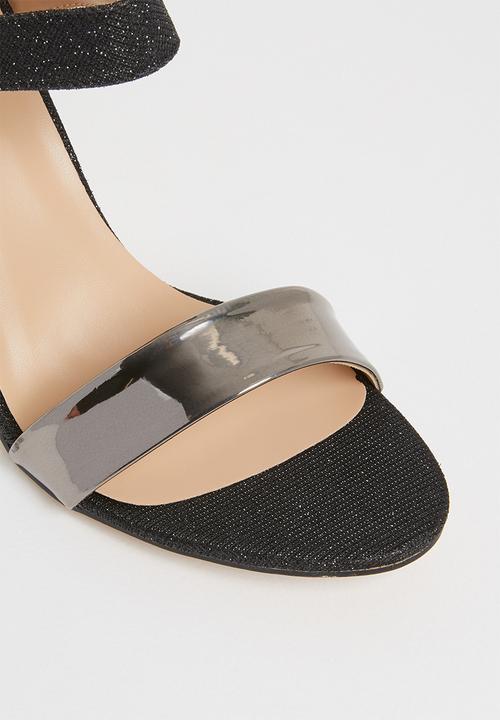 SISSY BOY - Asymmetric heels - black