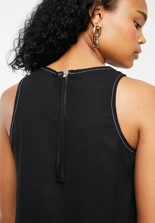 Superbalist - Contrast stitch vest - black