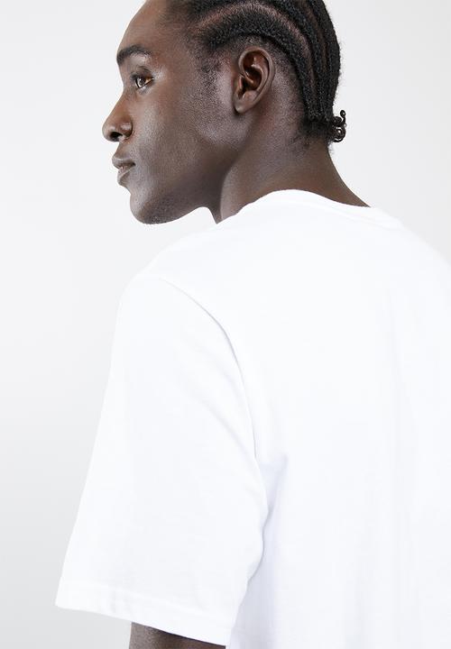 New Balance  - Athletics shoe box tee - white