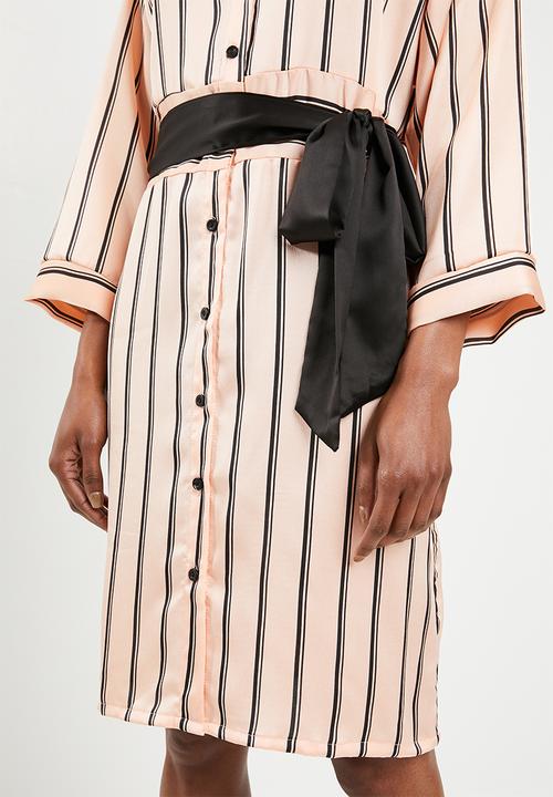 STYLE REPUBLIC - Shirt dress with contrast belt - pink and black stripe