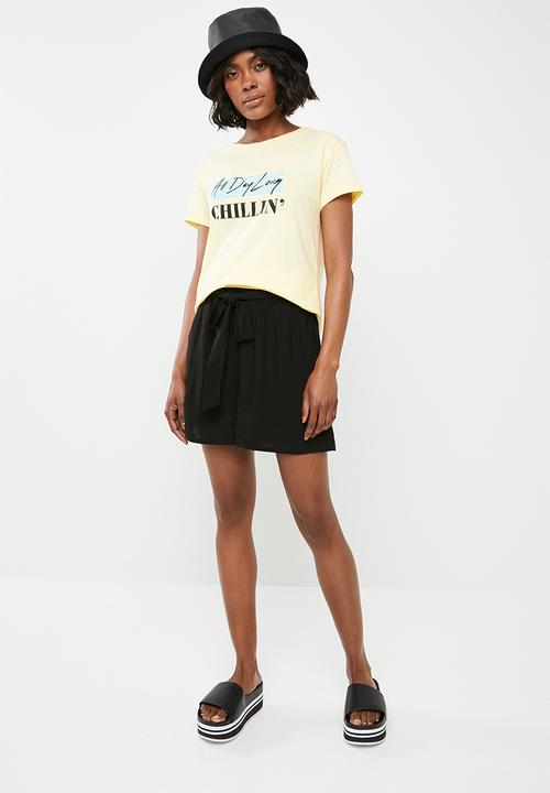 Superbalist - Chillin tee - baby yellow