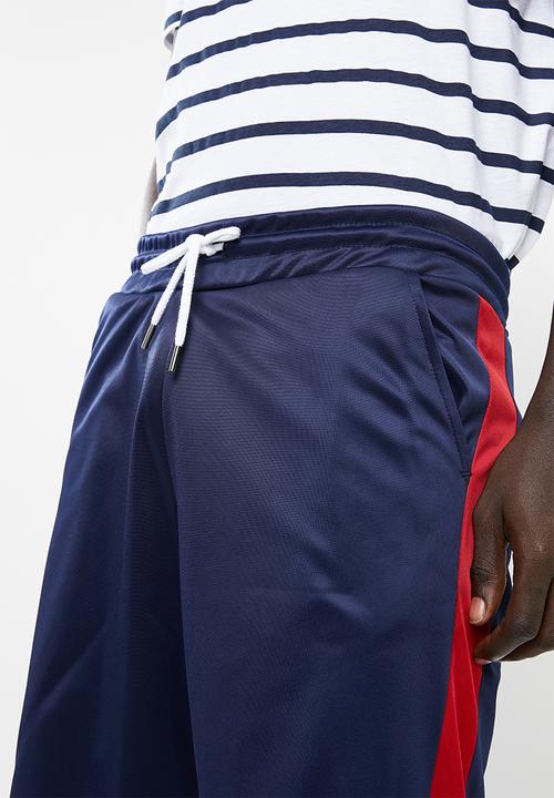 Superbalist - Tricot side stripe short - navy & red