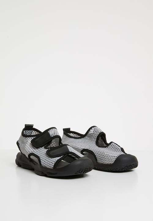Pop Candy - Mesh cage sandal - grey & black