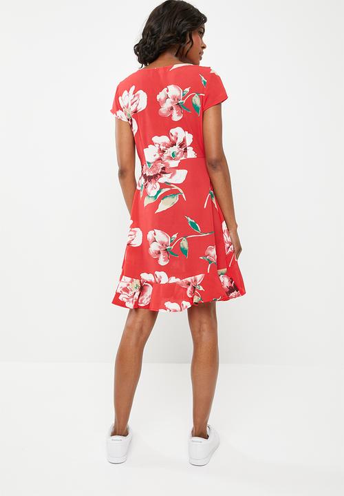 Revenge - Frilled wrap over dress - red
