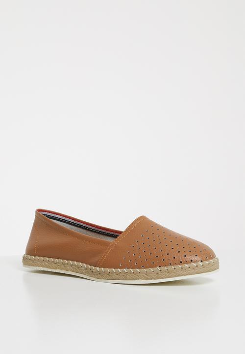 edit - Leather pumps - tan