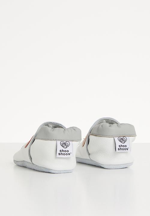 shooshoos - Dragon fly slip on - white