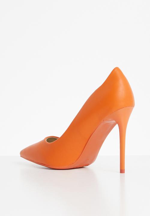 Plum - Court heels - orange
