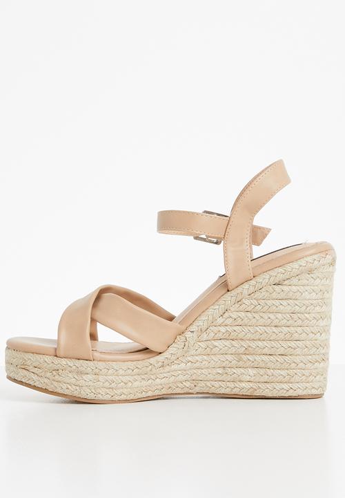 Cherry Collection - Cali espadrille wedges - beige