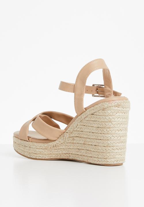 Cherry Collection - Cali espadrille wedges - beige