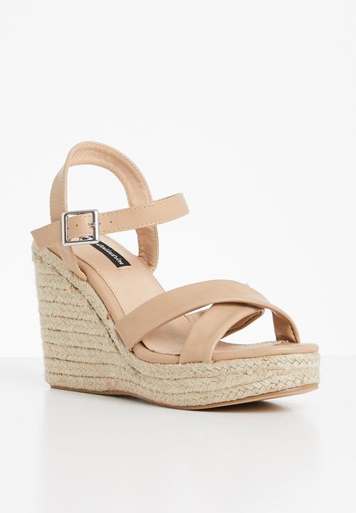 Cherry Collection - Cali espadrille wedges - beige