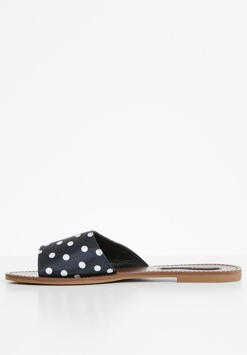 Cherry Collection - Polka dot sandals - black & white 
