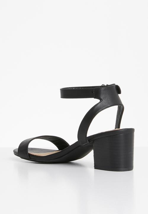 Cherry Collection - Ohio ankle strap heels - black