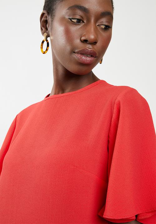 edit - Flutter sleeve blouse - red