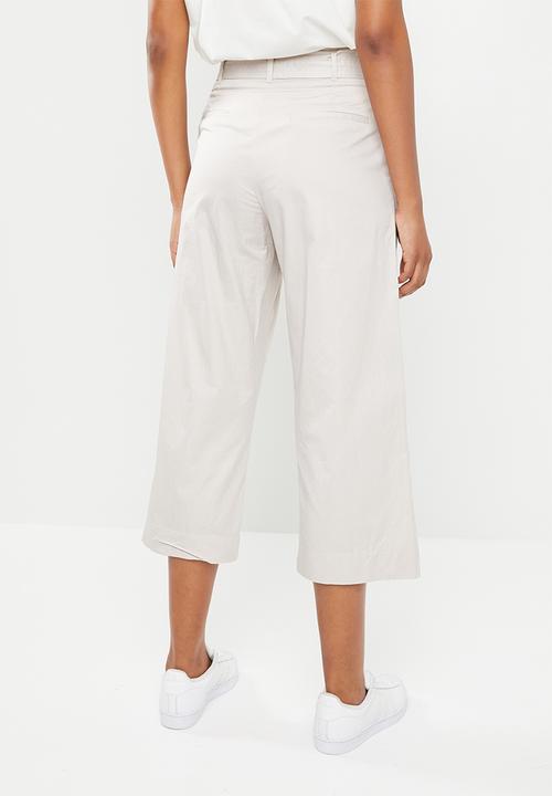 G Couture - Cotton cropped side pocket pants - beige 