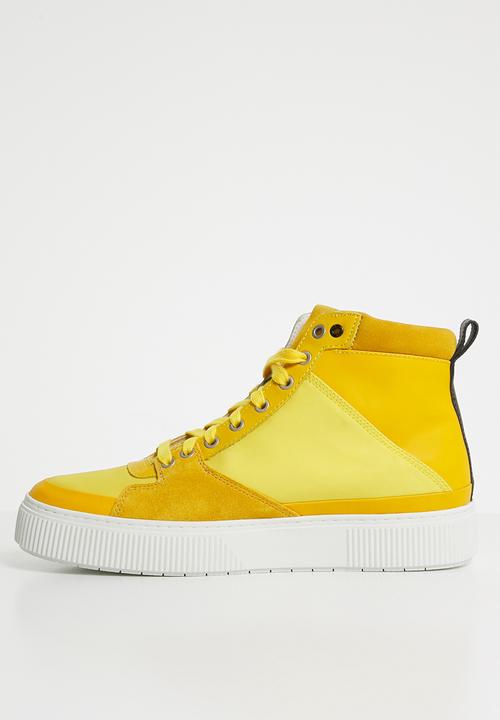 Diesel  - S-danny mc - golden rod