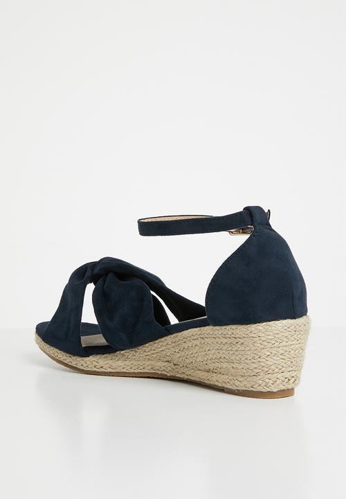 STYLE REPUBLIC - Knotted detail wedges - navy