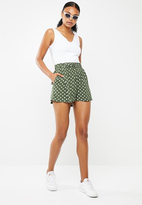 Superbalist - D-ring soft shorts - olive & white 