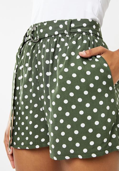 Superbalist - D-ring soft shorts - olive & white 