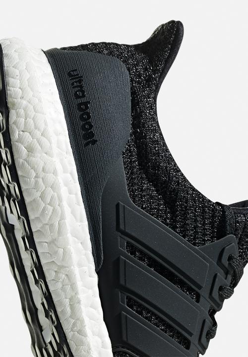 adidas Performance - UltraBOOST - Carbon / Cloud White