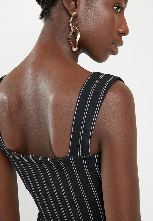 c(inch) - V-neckline bodysuit - black & white