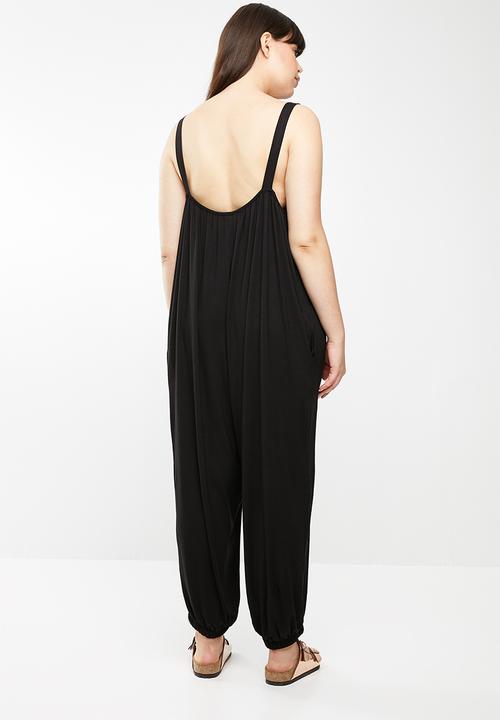 STYLE REPUBLIC PLUS - Easy jumpsuit with pockets - black