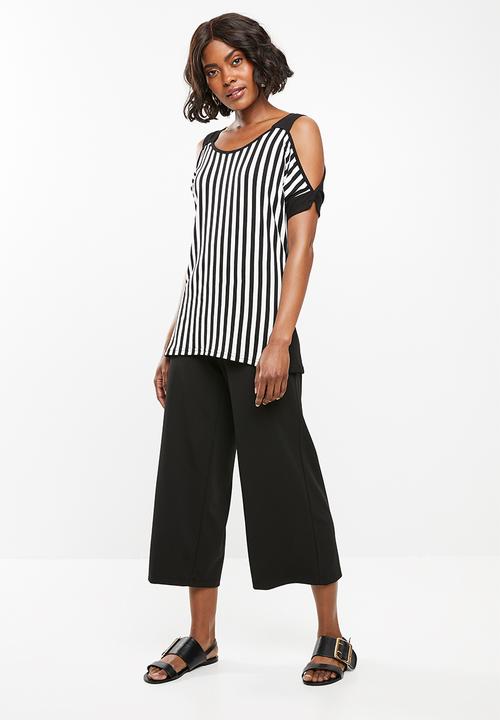 edit - Stripe cold shoulder top  - black & white