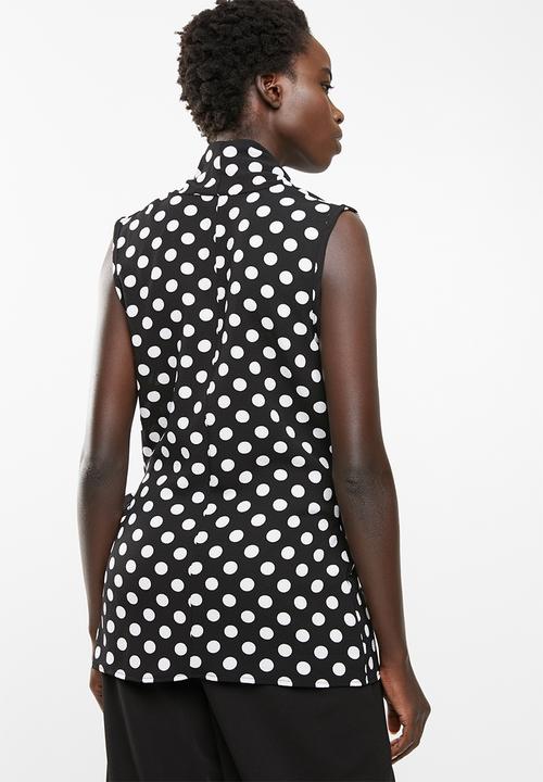 edit - Wrap over top - black and white