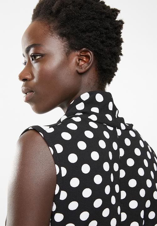 edit - Wrap over top - black and white