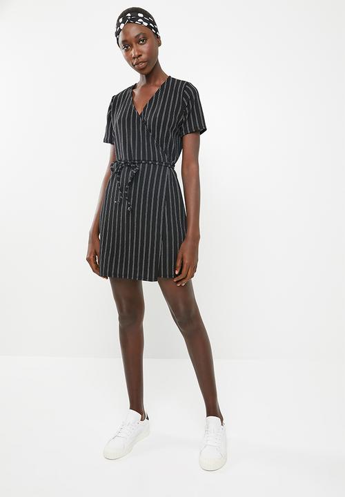 basic wrap dress