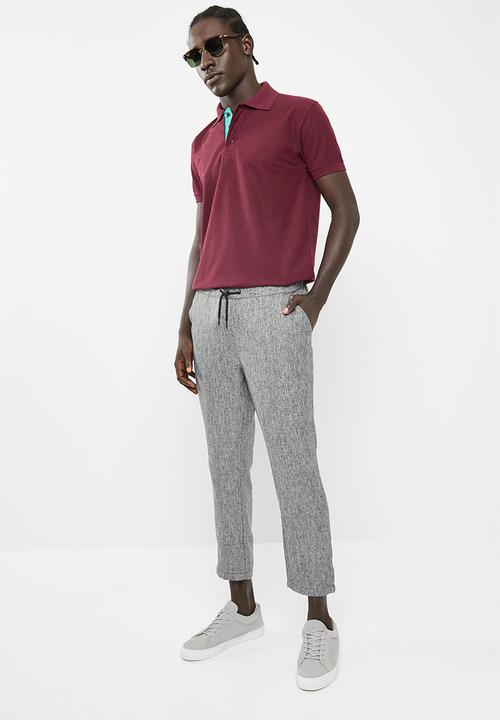 STYLE REPUBLIC - VIP Golfer short sleeve tee - maroon