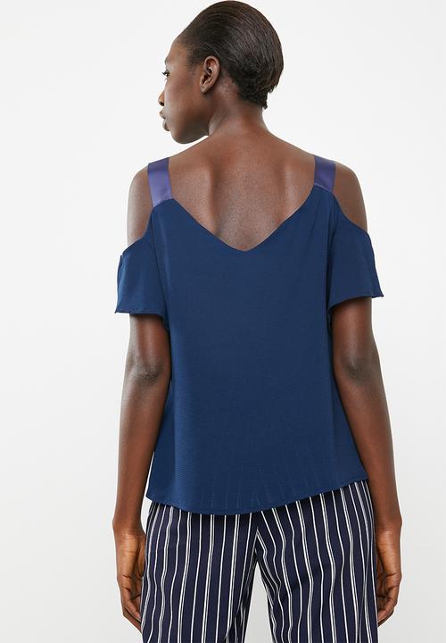 c(inch) - Cold shoulder blouse - navy
