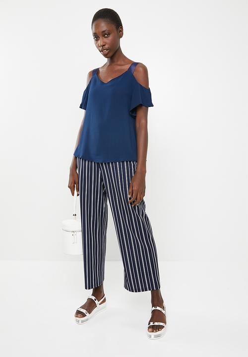 c(inch) - Cold shoulder blouse - navy