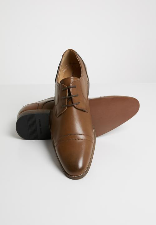 Michael Daniel - Liam capped leather derby - brown