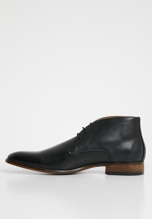 Michael Daniel - Jarred Pin punch leather boot - black