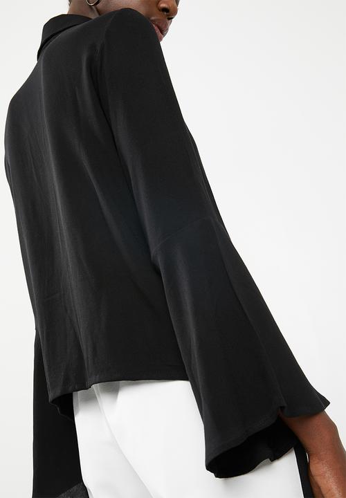 Superbalist - Bell sleeve shirt - black
