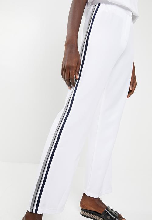 STYLE REPUBLIC - Racing stripe smart pants - white