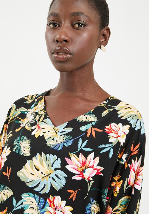 Superbalist - V-neck blouse - black floral