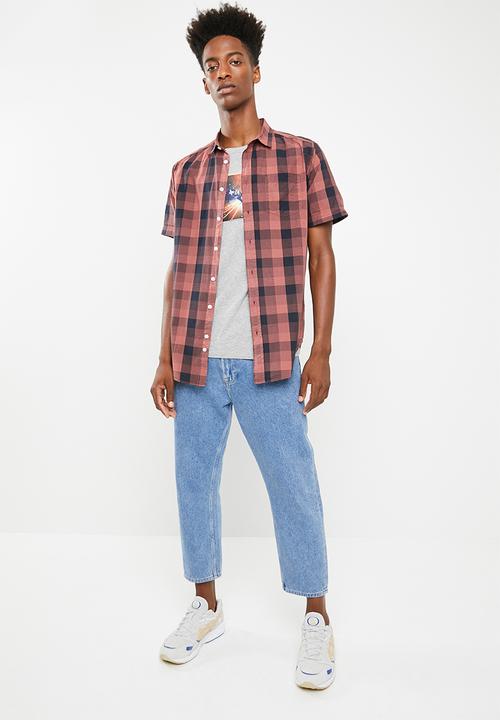 Superbalist - Regular short sleeve poplin check shirt - dark coral