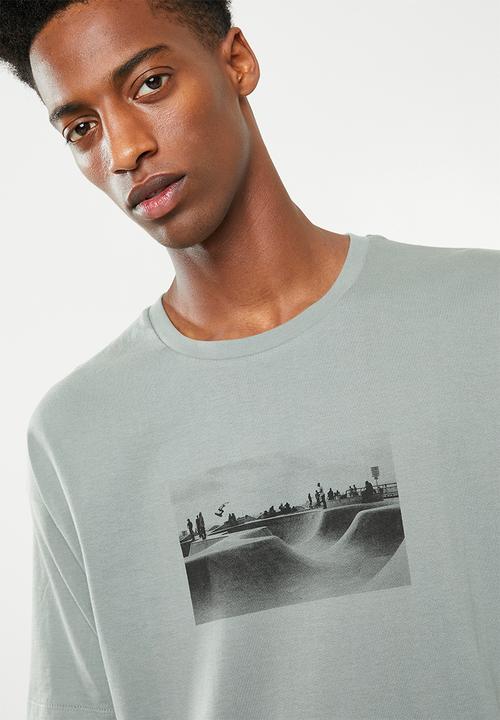 Superbalist - Printed loose fit tee - green 