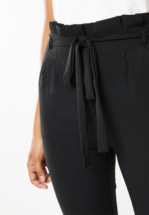 STYLE REPUBLIC - Highwaisted paperpag pants - black
