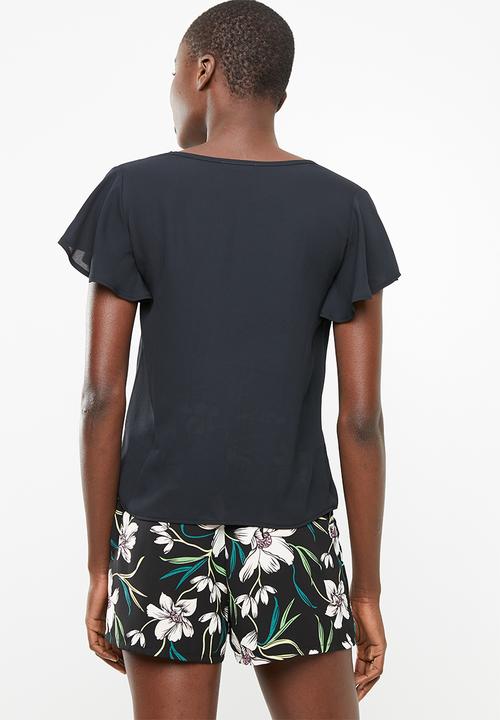 Superbalist - Flutter sleeve blouse - black
